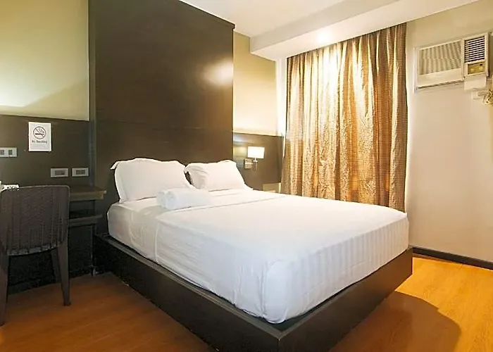 Lorenzzo Manila