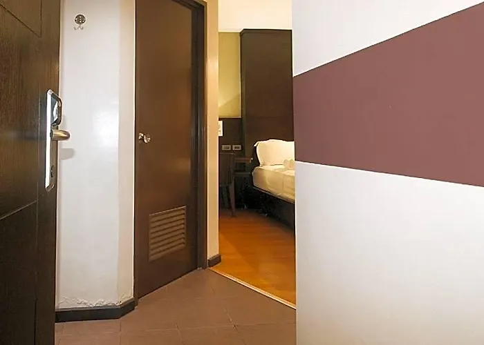 Hotel Lorenzzo *